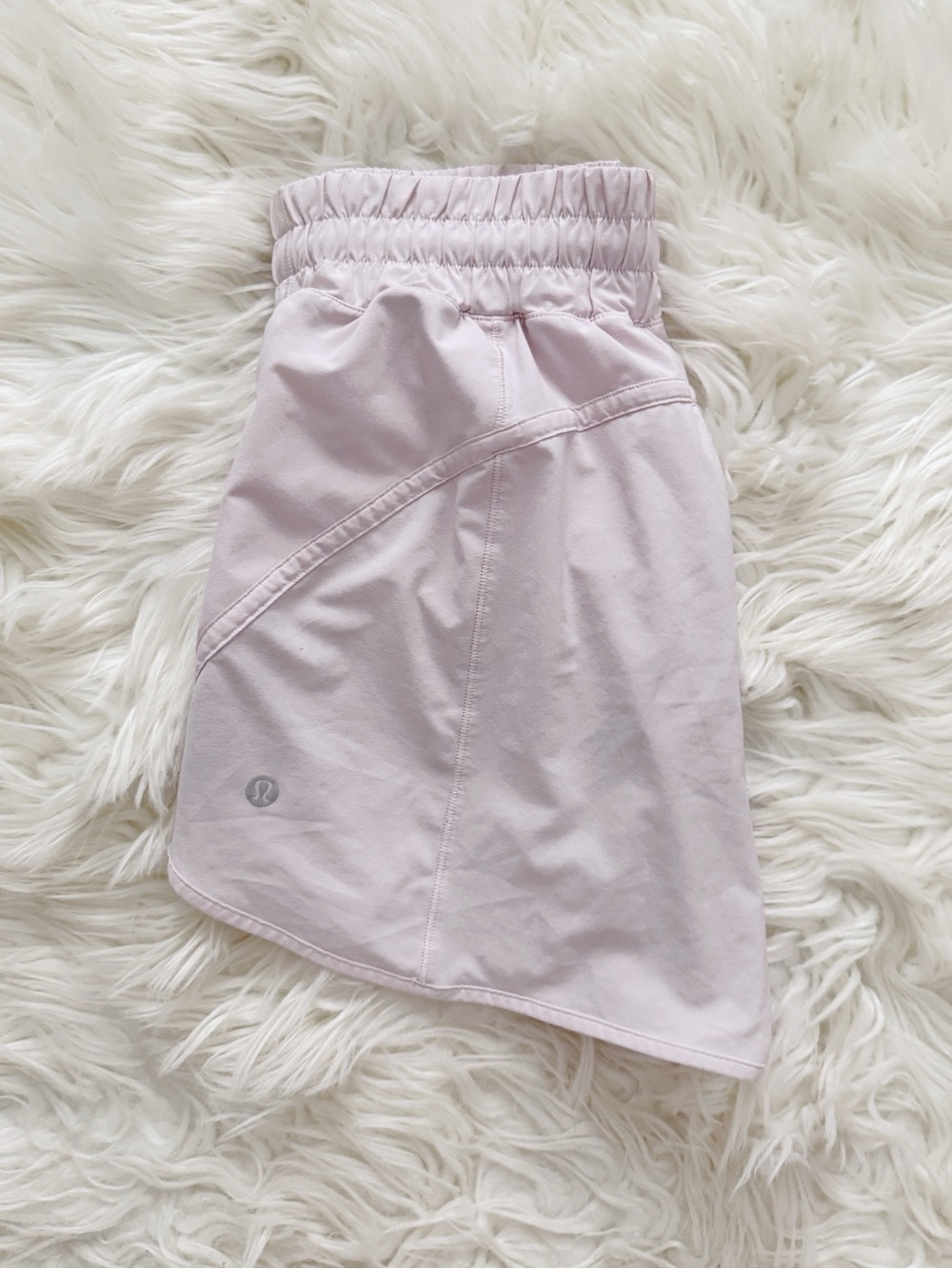 Lululemon 5" Track That High-Rise Lined
Shorts Strawberry Cream Size 6